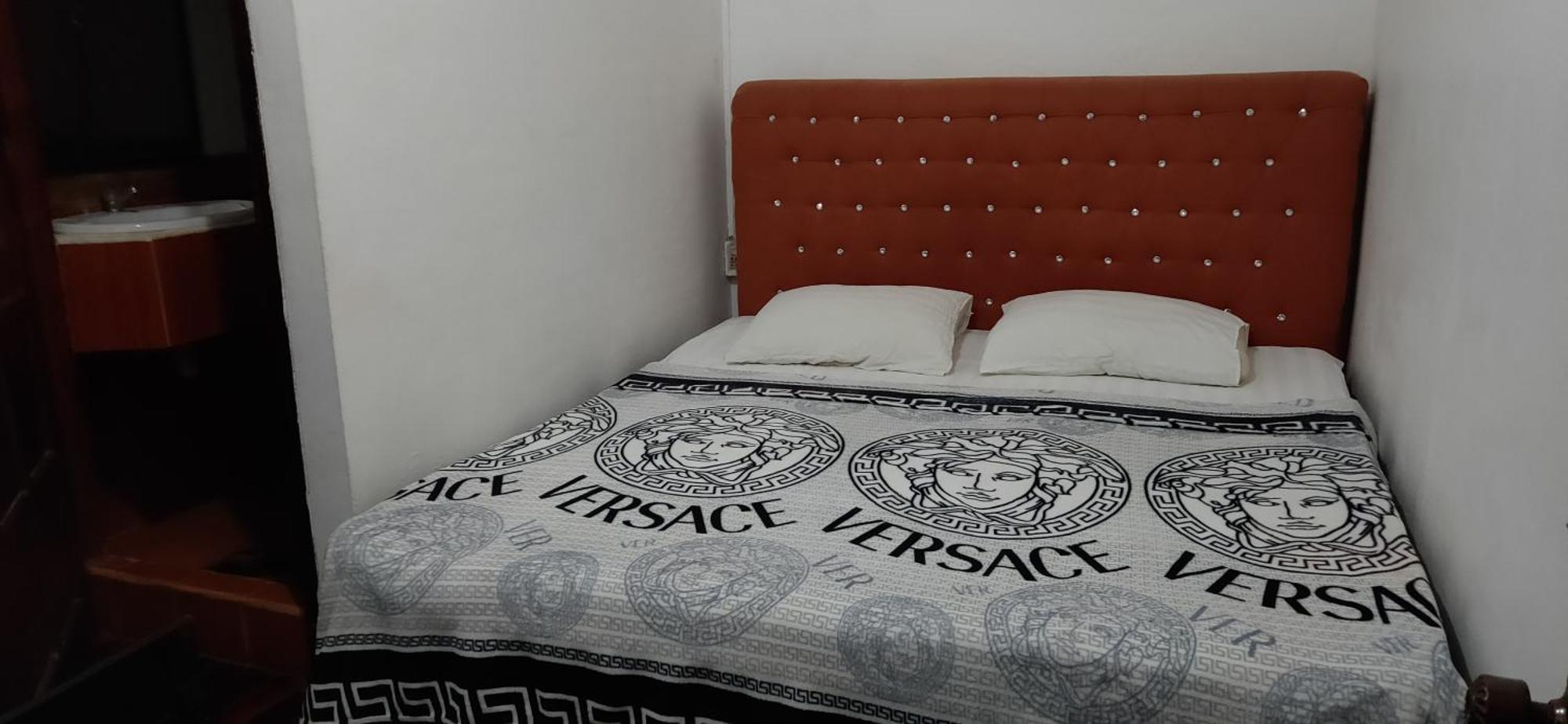 Phousi Guesthouse 2 Luang Prabang Quarto foto